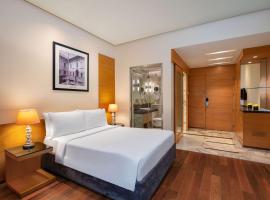 Hotel Belwood suites Near Delhi airport, hotell i New Delhi