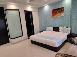 Hotel Swathi - Paschim Vihar, hotell i New Delhi