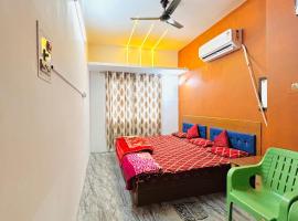 Shivalay paying guest house, hotel di Varanasi