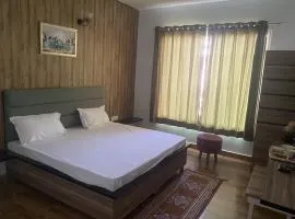 Hotel Nirmal - Budget Friendly Rooms near Fortis Hospital and Marriage Palaces