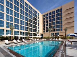 Centro Yas Island-by Rotana, hotel dicht bij: Internationale luchthaven Abu Dhabi - AUH, 