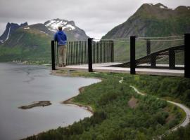 Senja Hotell, hotel di Finnsnes