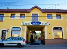 Hotel Clavis, hotel sa Lučenec