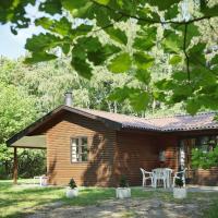 Three-Bedroom Holiday home in Rønne 4, hotel dicht bij: Luchthaven Bornholm - RNN, Rønne