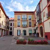 Hotel Rincón del Conde، فندق في Old Town ، ليون