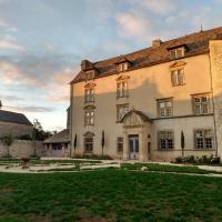 Chateau de Balsac, hotel cerca de Aeropuerto de Rodez - Aveyron - RDZ, Balsac