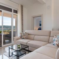 Amazing sea view apartment- Romantica, Hotel in der Nähe vom Flughafen Split - SPU, Kastel Stafilic