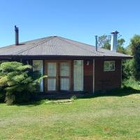 Cabañas tunquelen, hotel perto de Aeroporto Canal Bajo - Carlos Hott Siebert - ZOS, Osorno