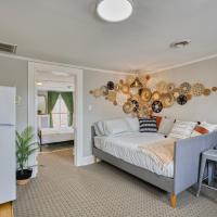 1 Bedroom Treetop Apartment on Capitol Hill!, hotelli Washingtonissa alueella Capitol Hill