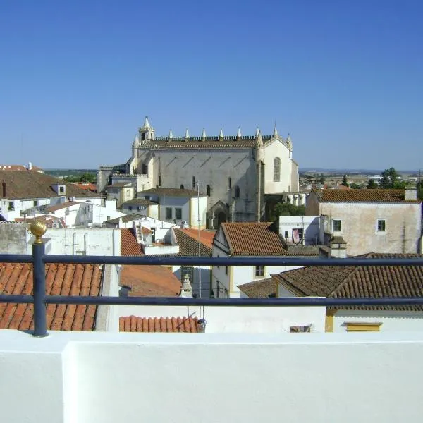 D'Iberica Alojamento, hotel sa Évora