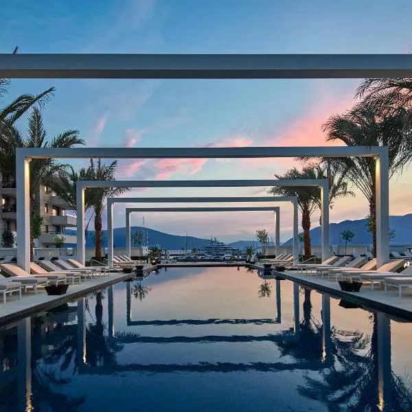 Regent Porto Montenegro & Residences、ティヴァトのホテル