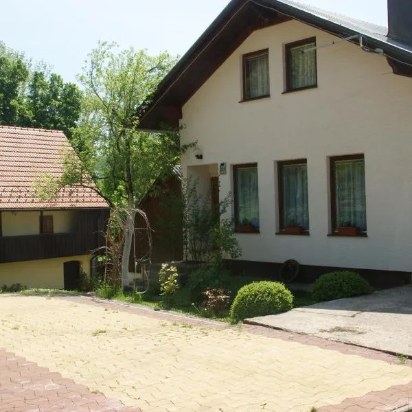 Holiday Home Smiljan, hotel di Gospić