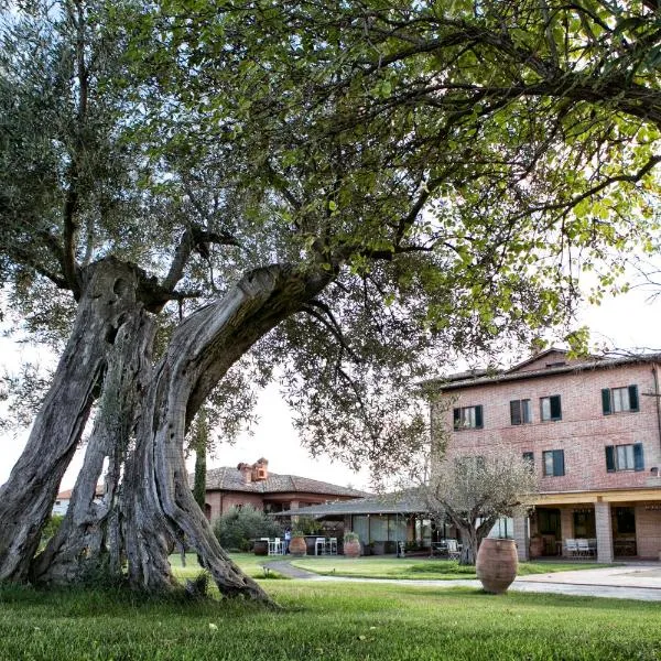 Locanda Poggioleone, hotel en Castiglione del Lago