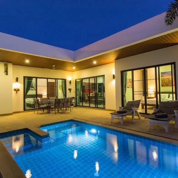 West facing 3br Boutique Pool Villa by Intira Villas, hotell i Rawai Beach