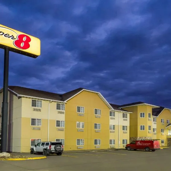 Super 8 by Wyndham Altoona, hotel u gradu 'Altoona'