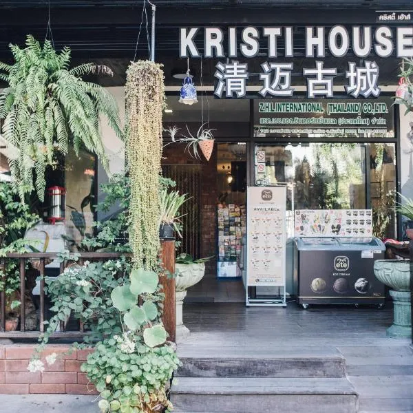 Kristi House, hotelli kohteessa Chiang Mai