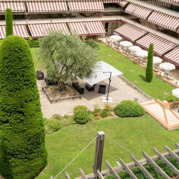 The Originals Boutique, Hôtel Les Strélitzias, hotel sa Juan-les-Pins