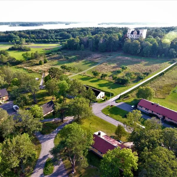 Bogesund Slottsvandrarhem, viešbutis mieste Vaksholmas