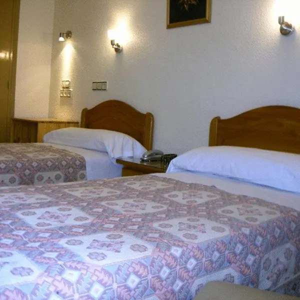 Hotel La Parra – hotel w mieście Lorquí