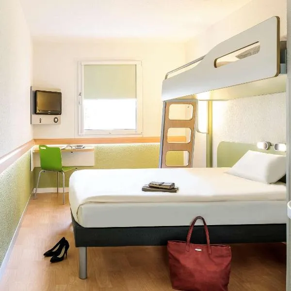 Ibis budget Lille Ronchin - Stade Pierre Mauroy, hotel en Avelin