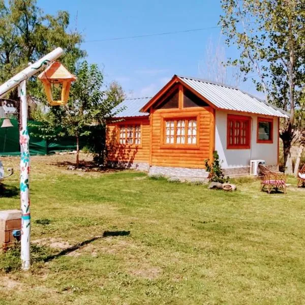 Cabañas El Abuelo Alfredo, hotel i Luján de Cuyo