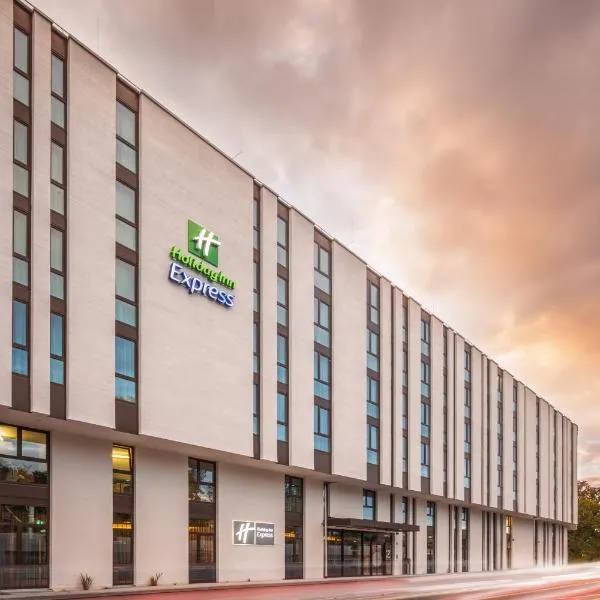 Holiday Inn Express - Erlangen, an IHG Hotel โรงแรมในHerboldshof