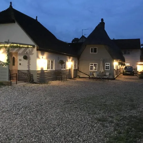 Old Thatch Bambers Green, Hotel in Takeley