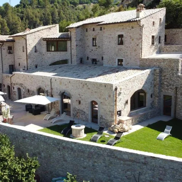 Torre Del Nera Albergo diffuso & Spa, hotel en Vallo di Nera