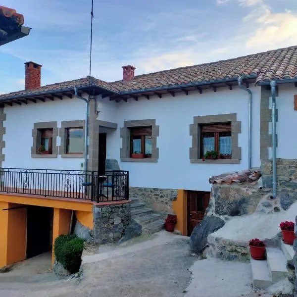 Casa Rural el Enebral en Potes Picos de Euopa, hotel u gradu Potes