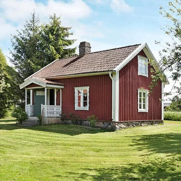 4 person holiday home in ANKARSRUM, hotel di Överum