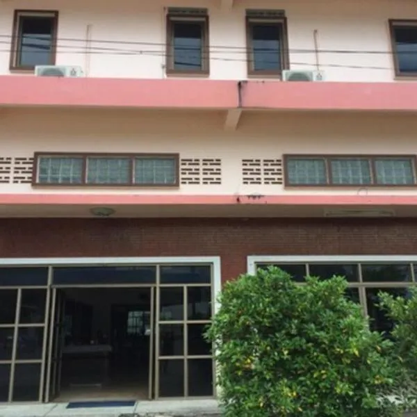 Lukmuang 2 Hotel, hotel a Phang-nga