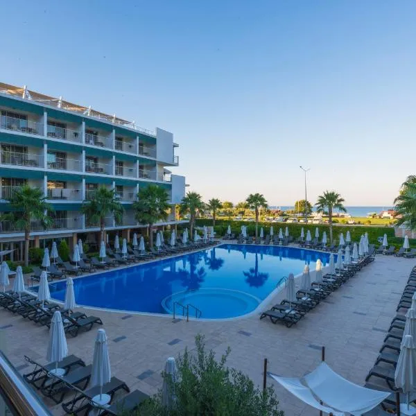 TUI Blue Barut Andız - All Inclusive - Adults Only، فندق في سيدي