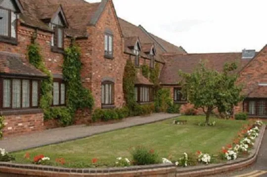 The Pear Tree Inn & Country Hotel, hotel di Worcester