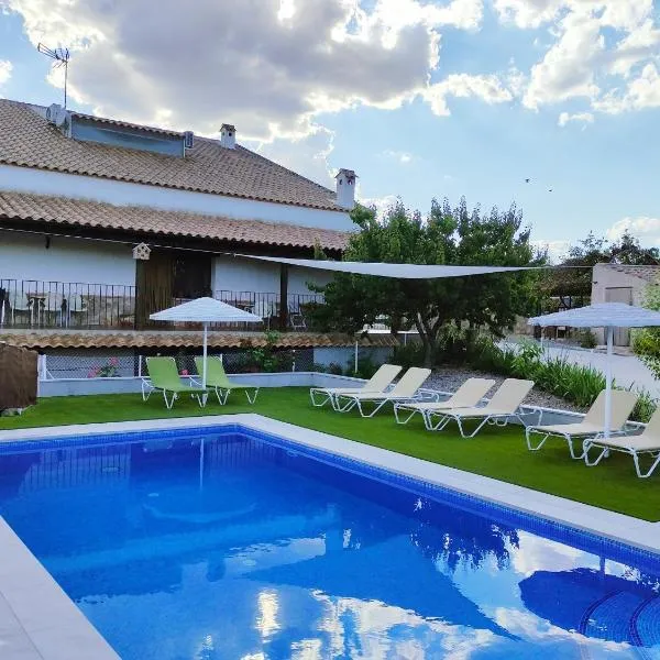 Los Laureles Casa Rural, hotel i Consuegra