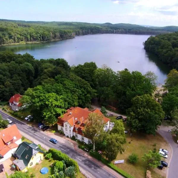 Idyll Am Wolgastsee, готель у місті Корсвандт