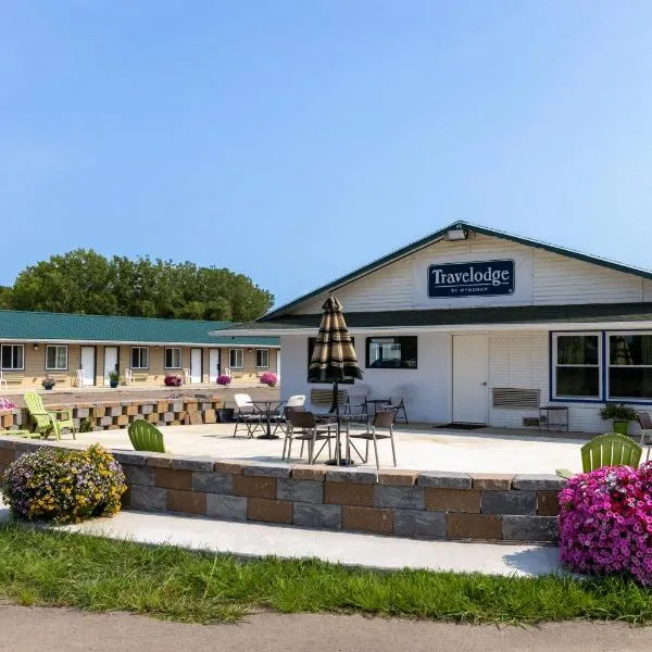 Travelodge by Wyndham Spirit Lake/Okoboji, khách sạn ở Arnolds Park