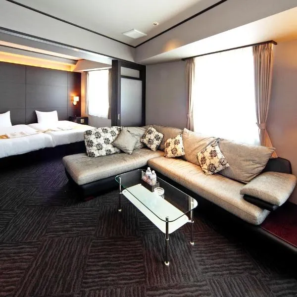 Hotel Sunplaza Osaka Sakai Annex، فندق في ساكاي