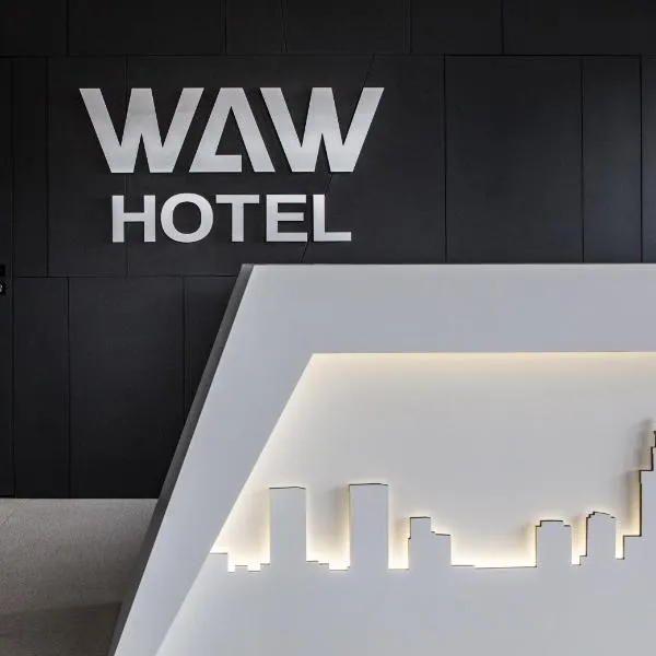 Waw Hotel Airport Okęcie, khách sạn ở Ożarów Mazowiecki