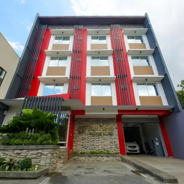 RedDoorz at JQV HOTEL Camarin Caloocan: Tubigan şehrinde bir otel