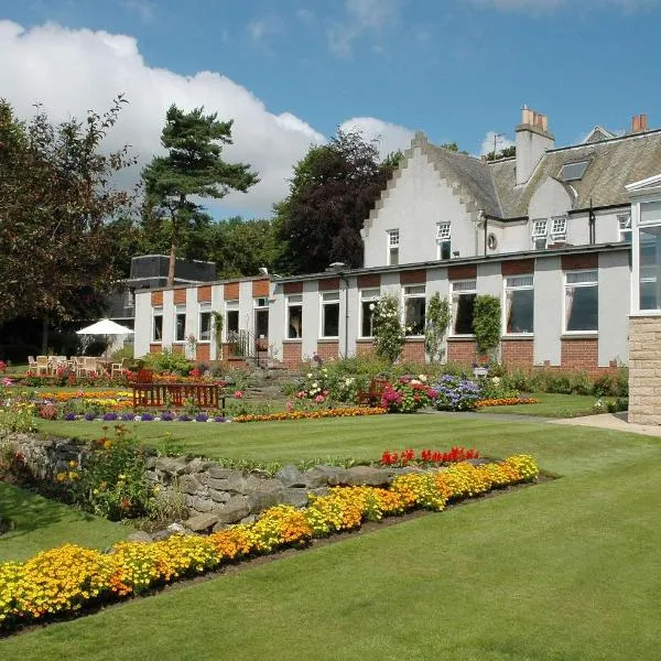 Pitbauchlie House Hotel - Sure Hotel Collection by Best Western, hotel v destinácii Dunfermline