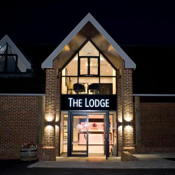 The Lodge at Kingswood, hotel i Salfords