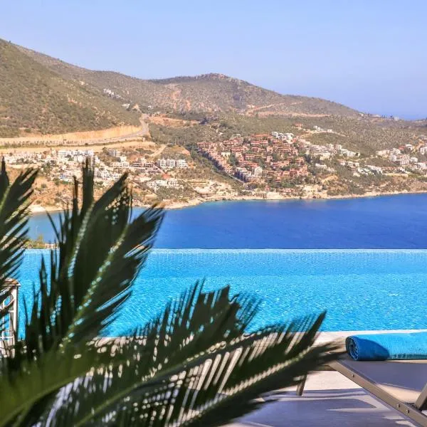 Luxury 5 bedroom villa with heated infinity pool & amazing sea views, hotel in Kalkan