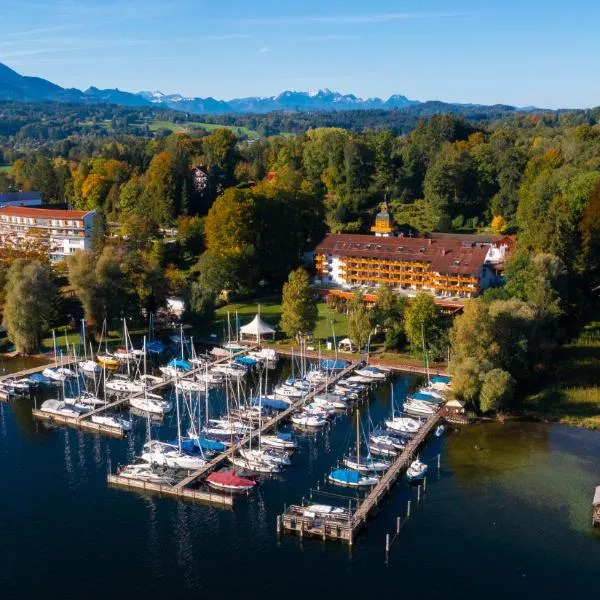 Yachthotel Chiemsee GmbH, hotel di Prien am Chiemsee