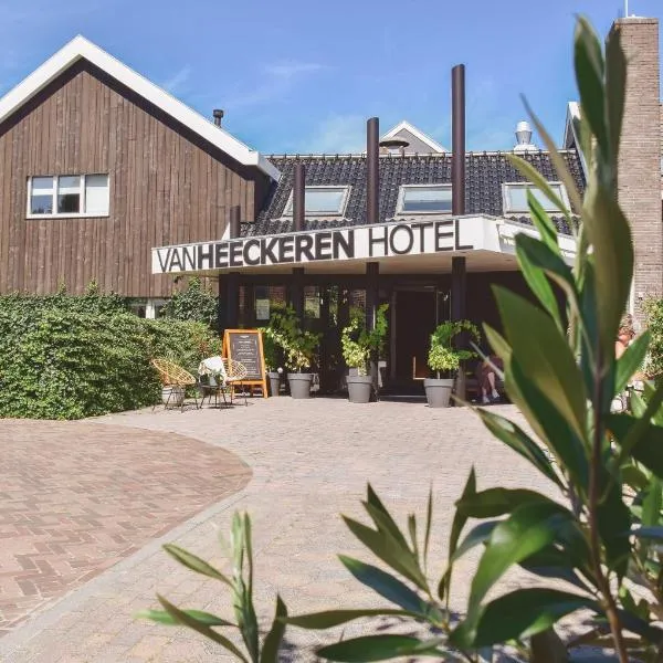 Van Heeckeren Hotel, hotel v mestu Nes