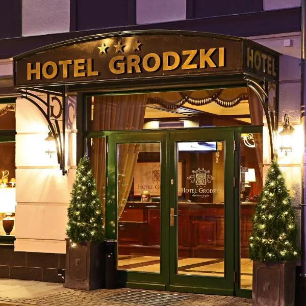 Hotel Grodzki Business & Spa, hotel u gradu 'Maszewo'