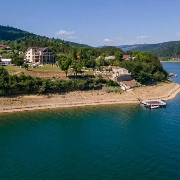 Gradinile Romane, hotel in Ceahlău