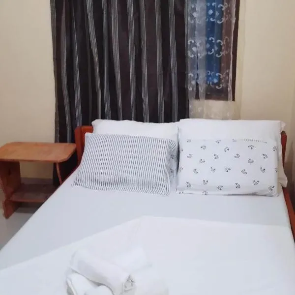 Bearby's Homestay Siargao, отель в городе Catangnan