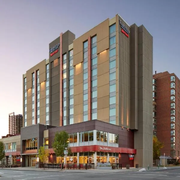 Fairfield Inn & Suites by Marriott Calgary Downtown, ξενοδοχείο στο Κάλγκαρι