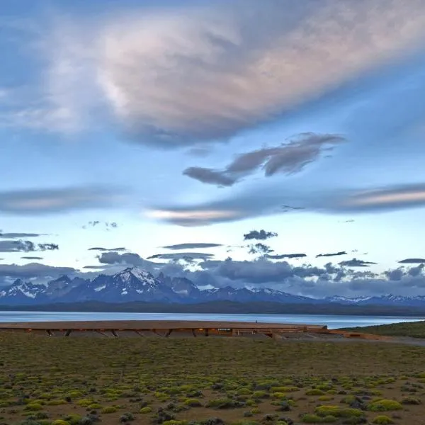 Tierra Patagonia – hotel w mieście Torres del Paine