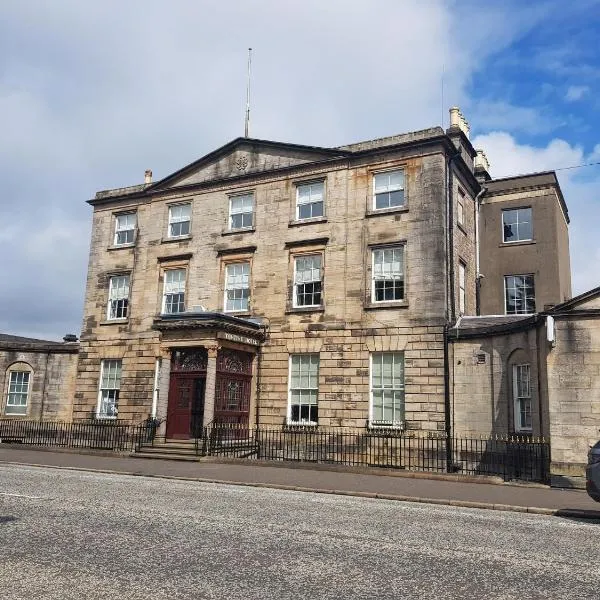 The Tontine Hotel, hotel i Greenock